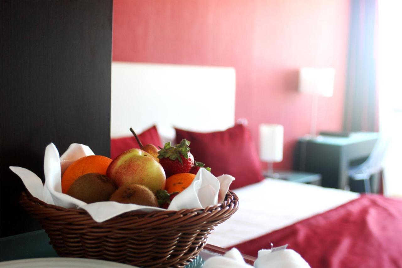 Miramar Hotel Spa & Apartments Nazare Bagian luar foto